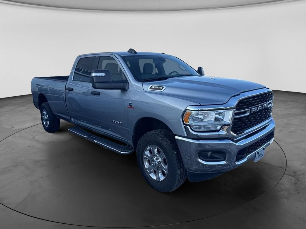 Used 2024 RAM 3500 Big Horn AWD/4WD image 4