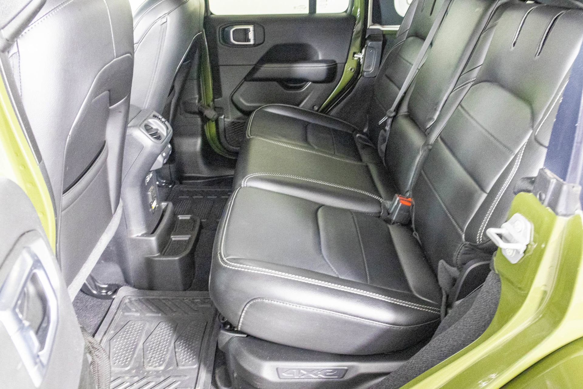 Used 2021 Jeep Wrangler Unlimited Sahara w/ Cold Weather Group image 41