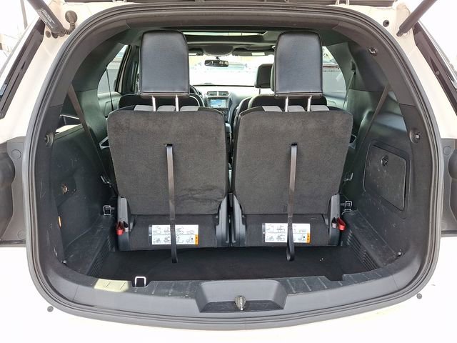 Used 2017 Ford Explorer XLT w/ Equipment Group 202A image 29