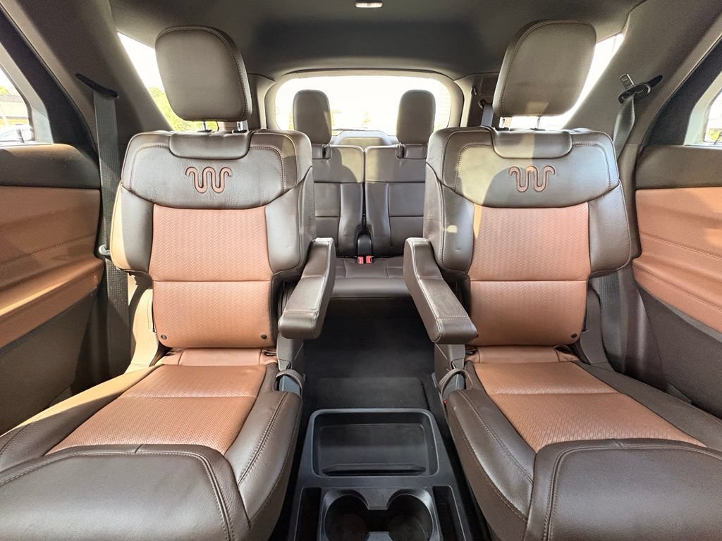 Used 2021 Ford Explorer King Ranch w/ Premium Technology Package AWD/4WD image 32