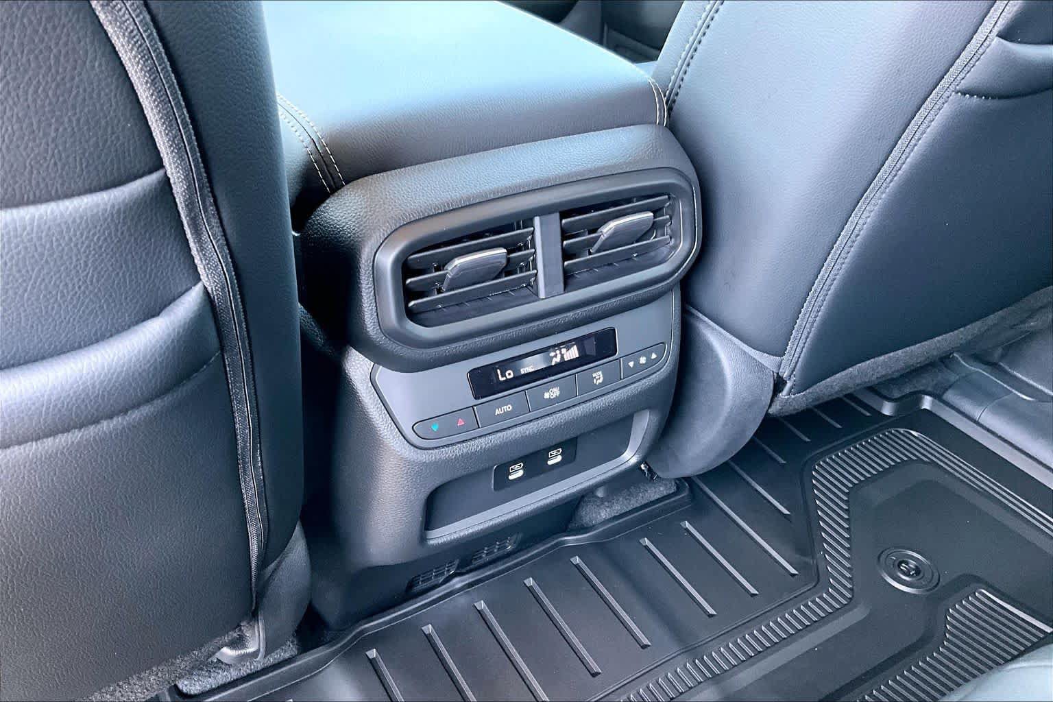 New 2026 Honda Pilot image 18