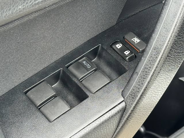 Used 2017 Toyota Corolla LE w/ Carpet Mat Package (TMS) FWD image 26