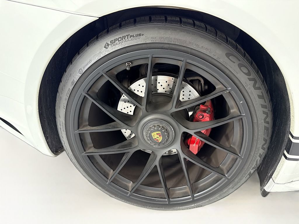 Used 2019 Porsche 911 Targa 4 GTS AWD/4WD image 35