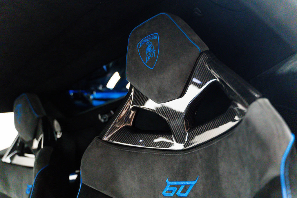 Used 2023 Lamborghini Huracan STO RWD image 7