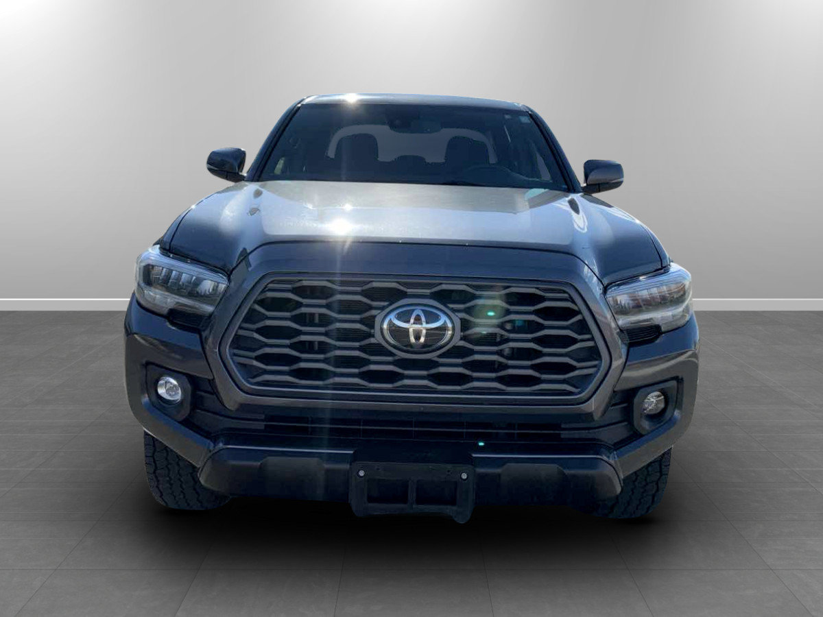 Used 2023 Toyota Tacoma TRD Off-Road w/ Technology Package AWD/4WD image 2