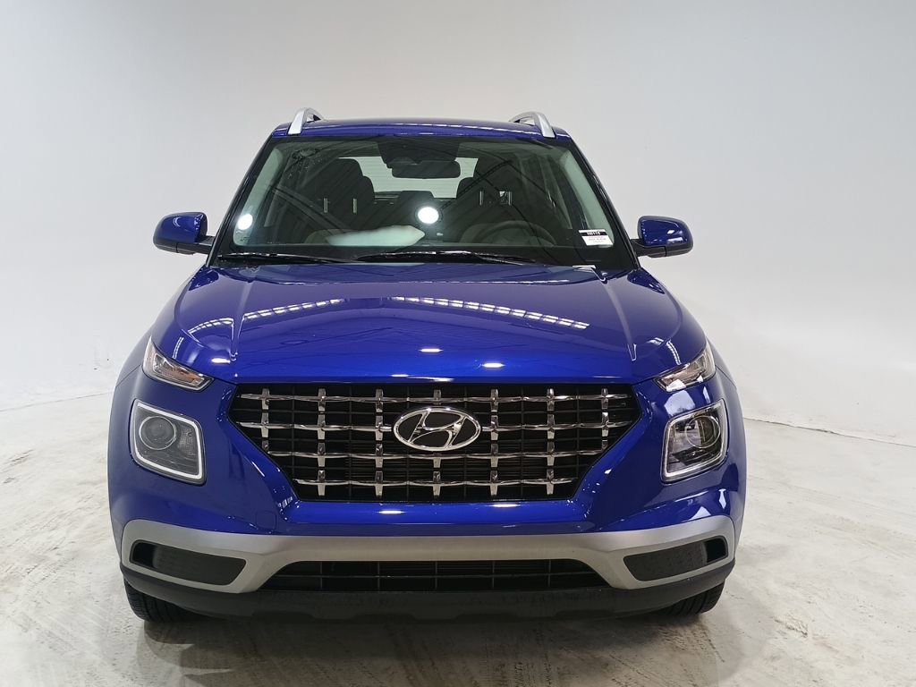 New 2026 Hyundai Venue SEL image 2