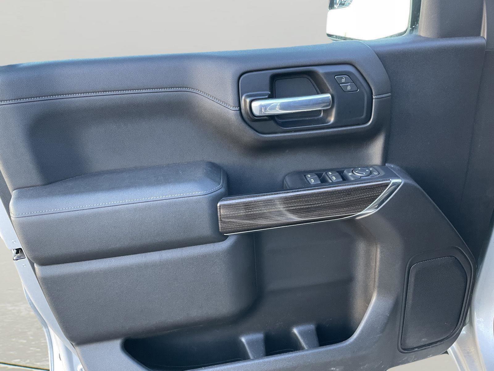 Used 2020 Chevrolet Silverado 1500 LT w/ All-Star Edition image 22