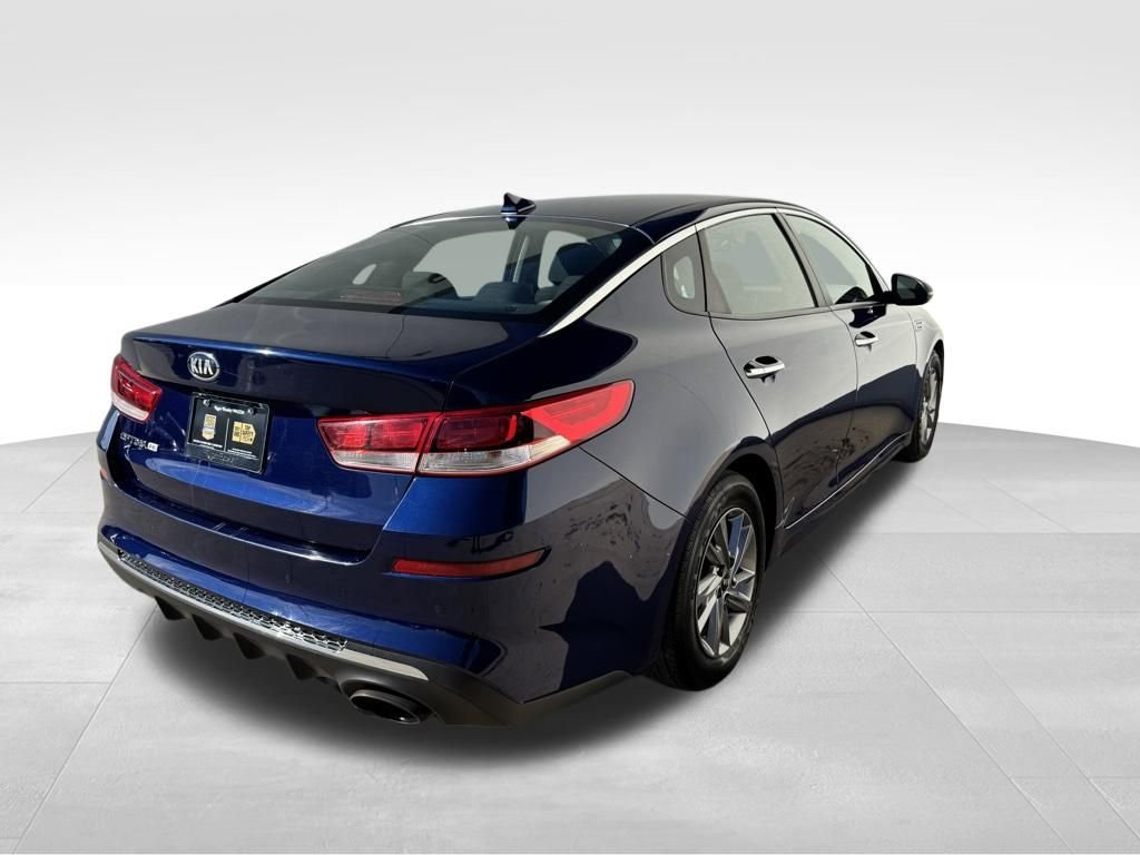 Used 2019 Kia Optima LX image 5