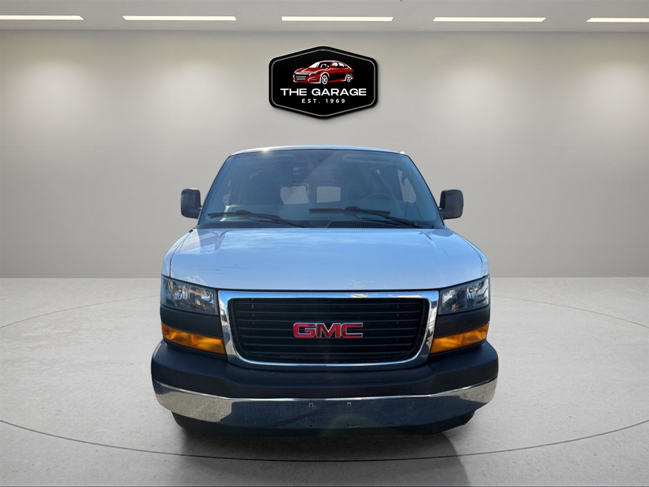 Used 2019 GMC Savana 2500 2500 135 w/ Driver Convenience Package image 11