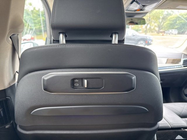 Used 2024 BMW X7 xDrive40i image 17