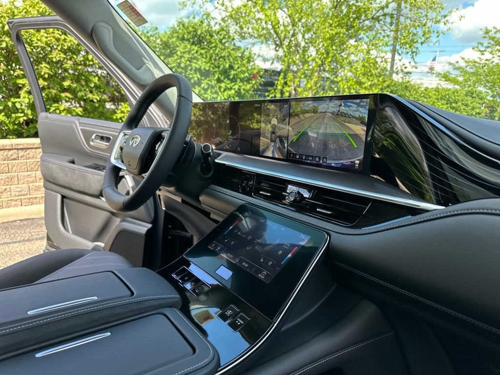 New 2026 INFINITI QX80 Luxe AWD/4WD image 16
