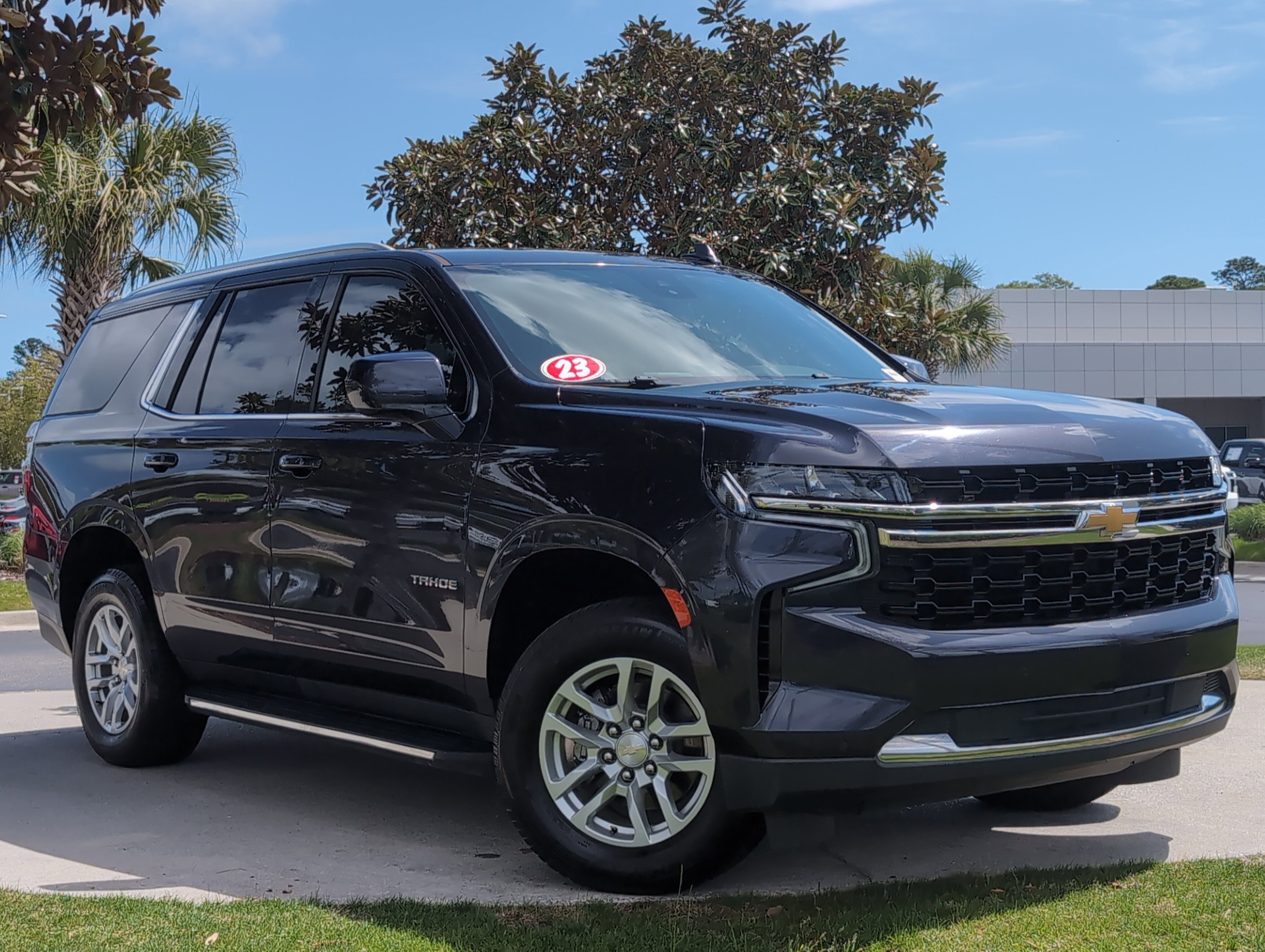 Used 2023 Chevrolet Tahoe LS w/ Driver Alert Package AWD/4WD image 2