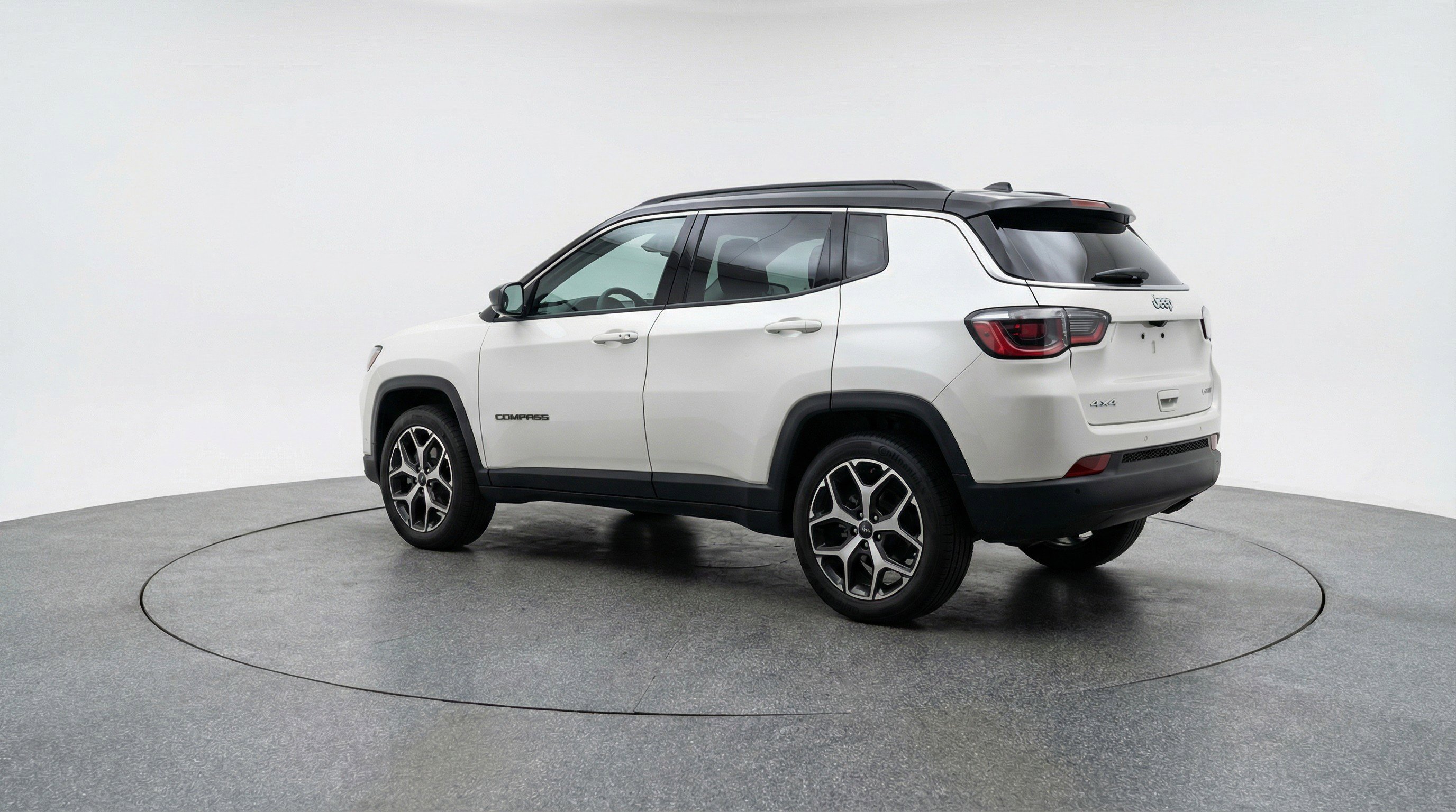 Used 2025 Jeep Compass Limited AWD/4WD image 6