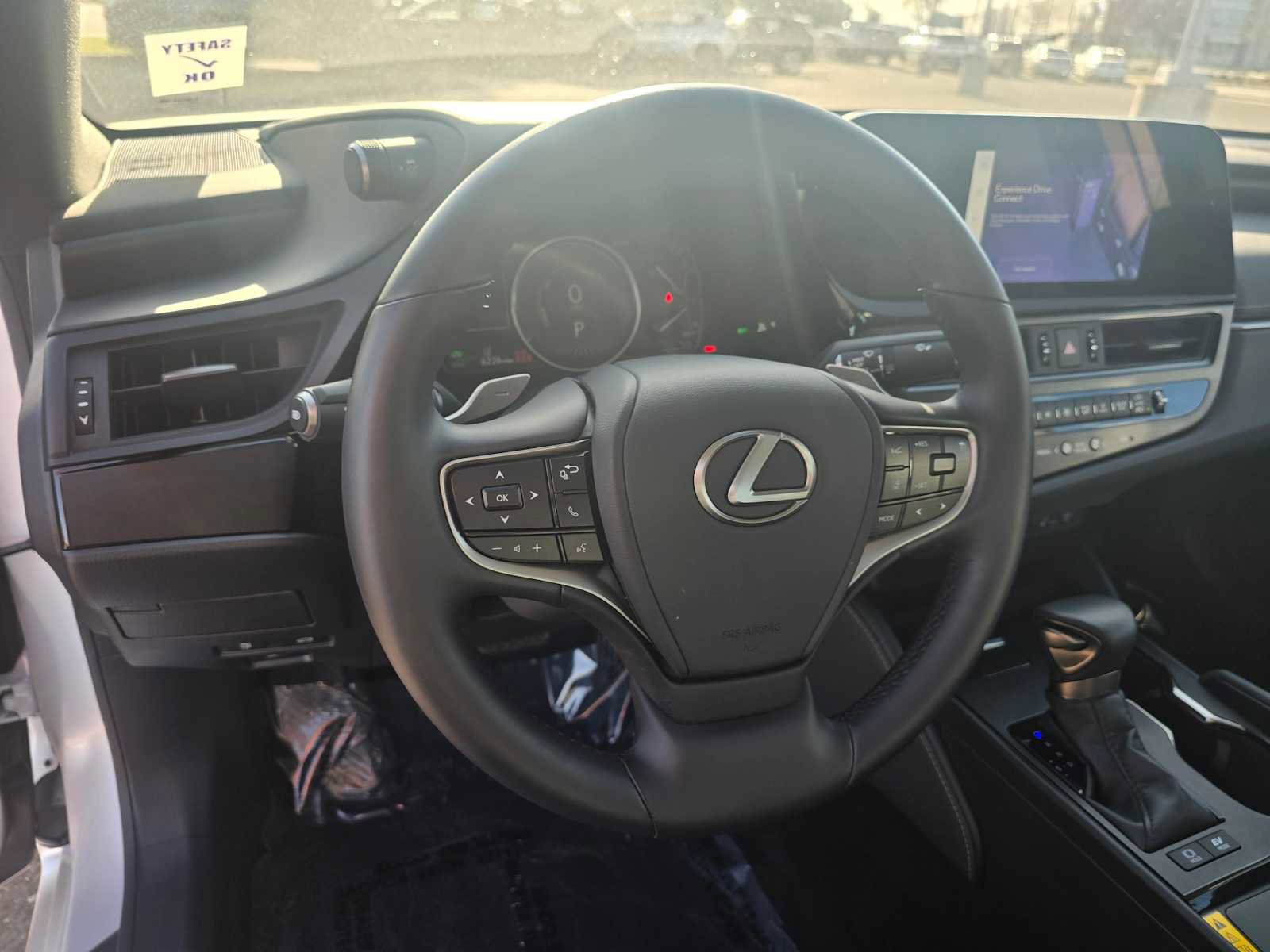 Used 2025 Lexus ES 300h w/ Premium Package image 26