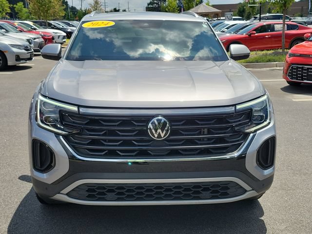 Used 2024 Volkswagen Atlas Cross Sport SE FWD image 14