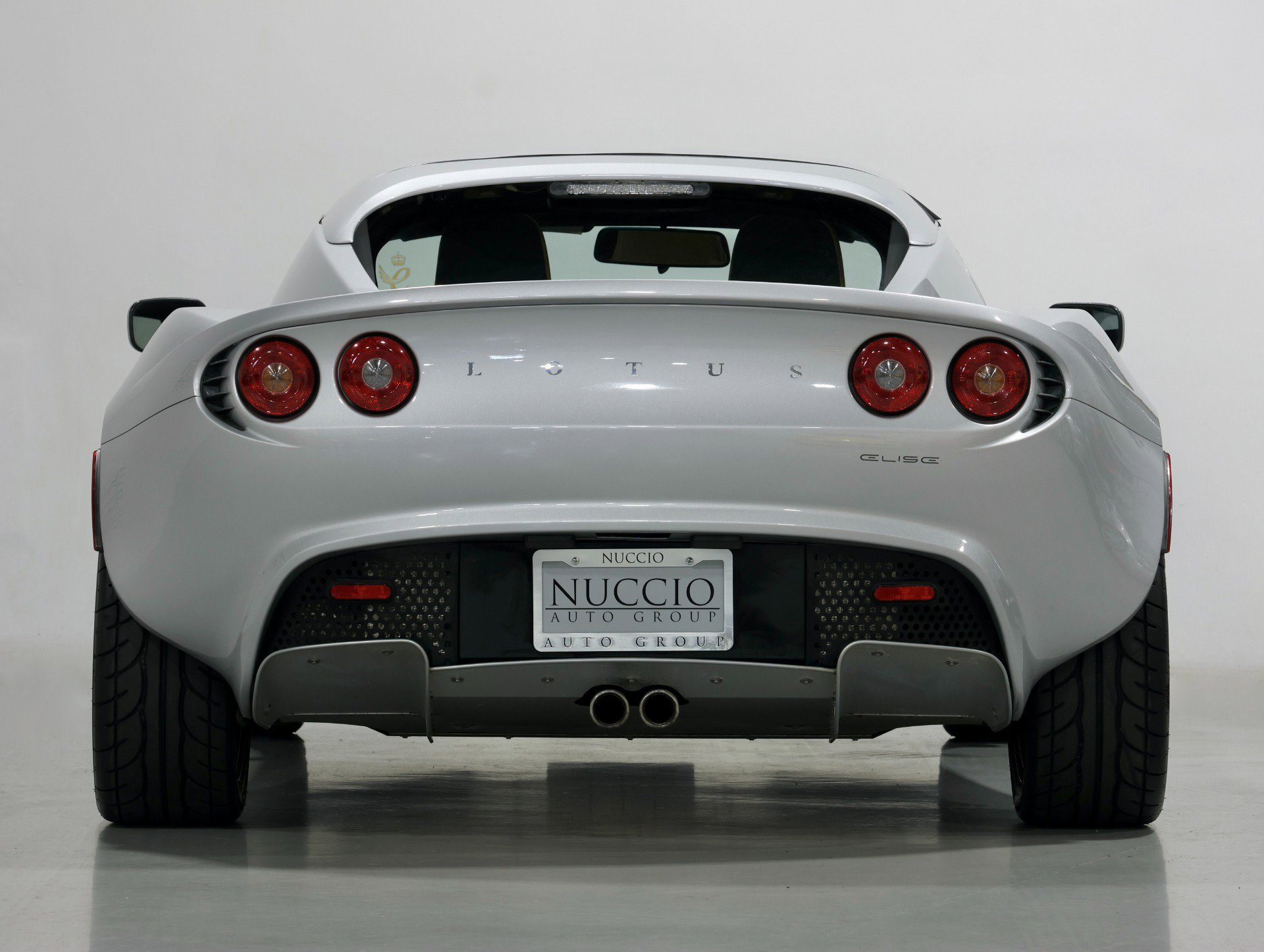 Used 2005 Lotus Elise image 11