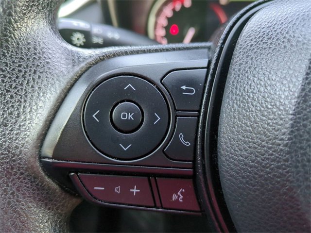 Used 2023 Toyota RAV4 XLE image 23