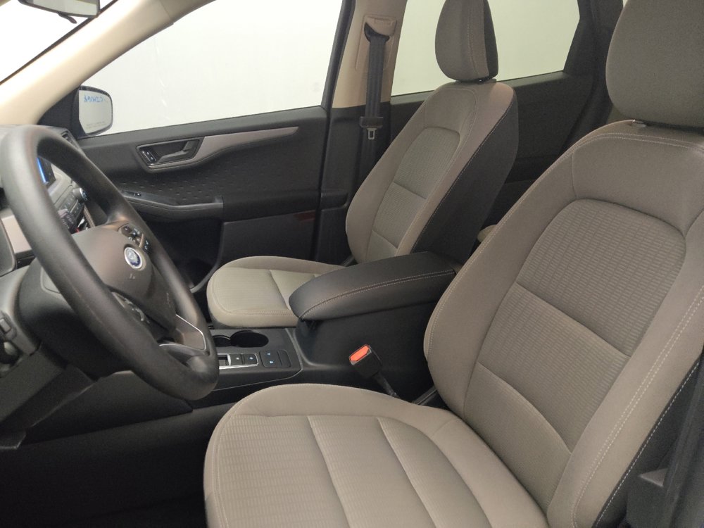 Used 2020 Ford Escape S image 17