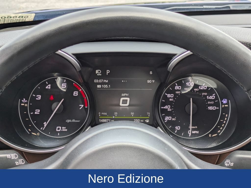 Used 2019 Alfa Romeo Giulia AWD image 27