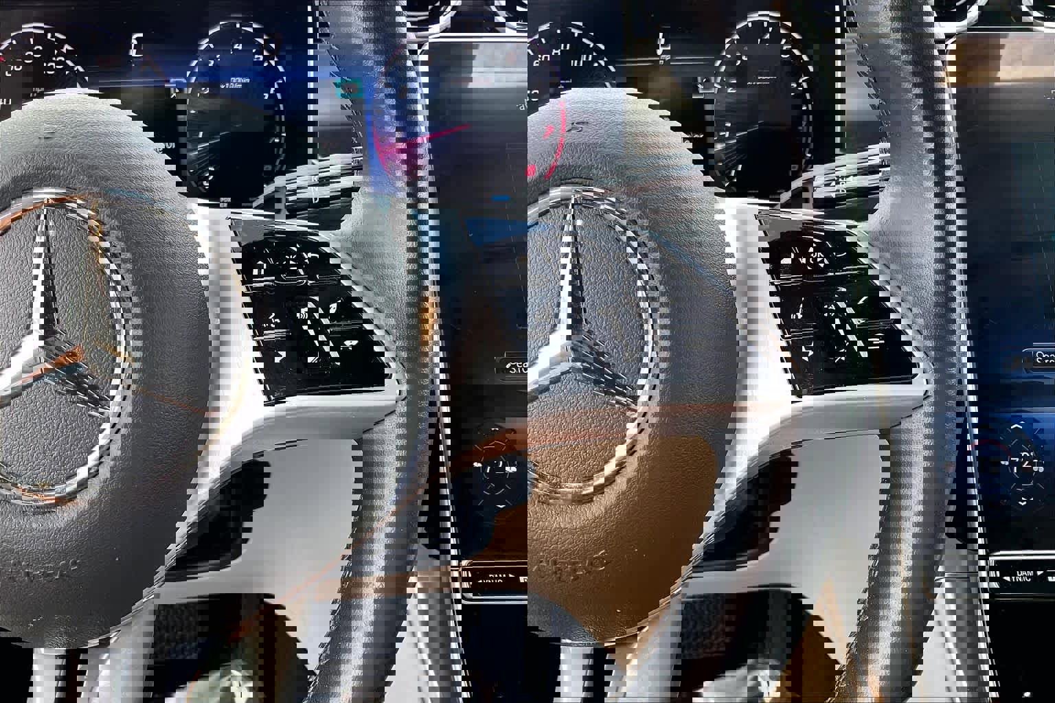 Used 2023 Mercedes-Benz GLC 300 GLC 300 image 19