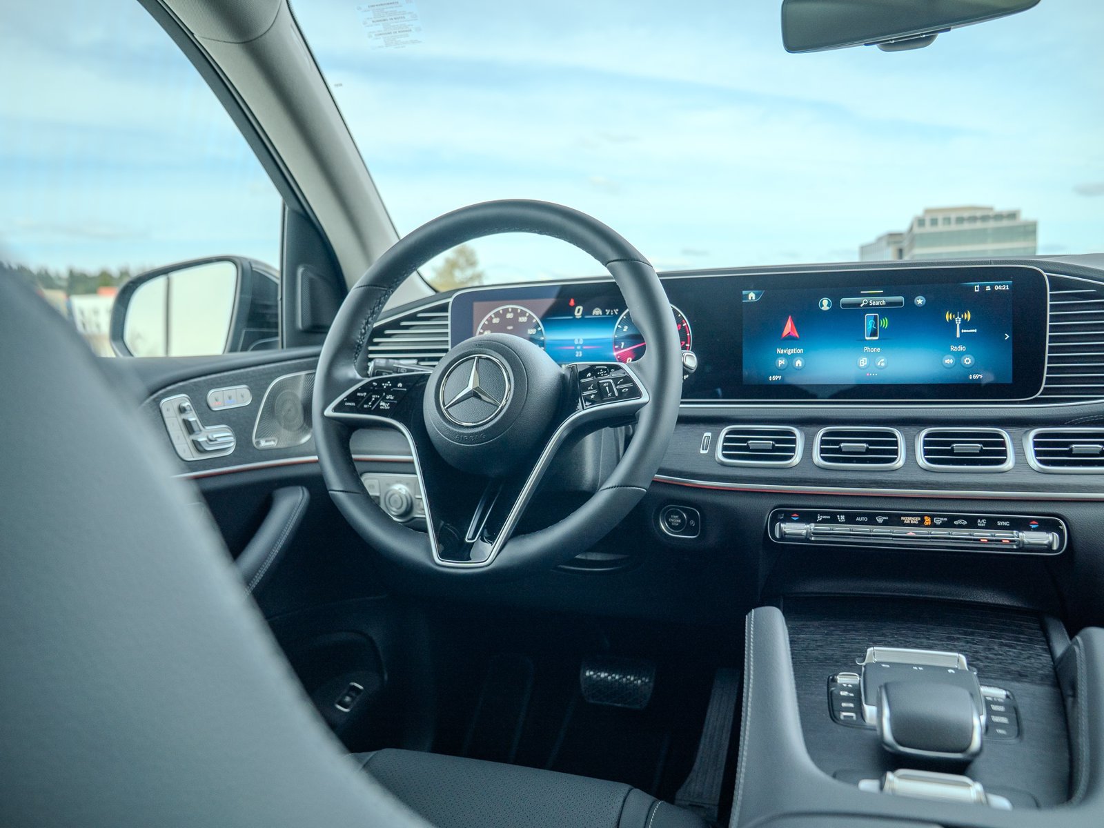 Certified 2026 Mercedes-Benz GLS 450 4MATIC image 23