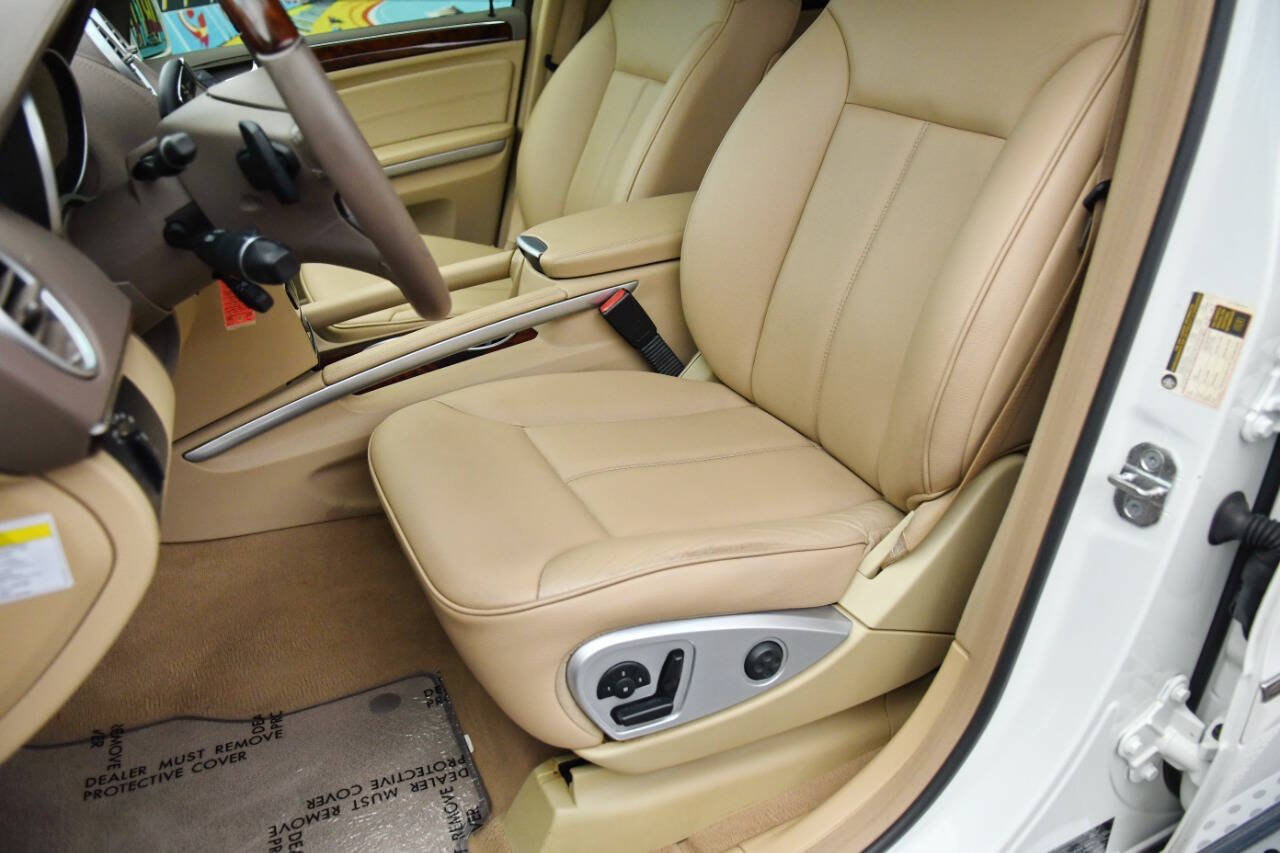 Used 2011 Mercedes-Benz GL 450 4MATIC image 20