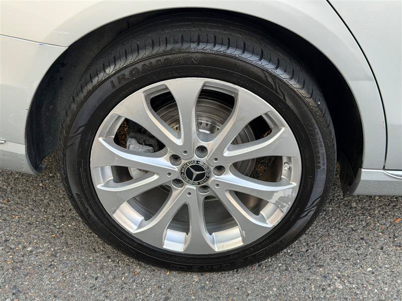 Used 2019 Mercedes-Benz E 300 4MATIC image 20