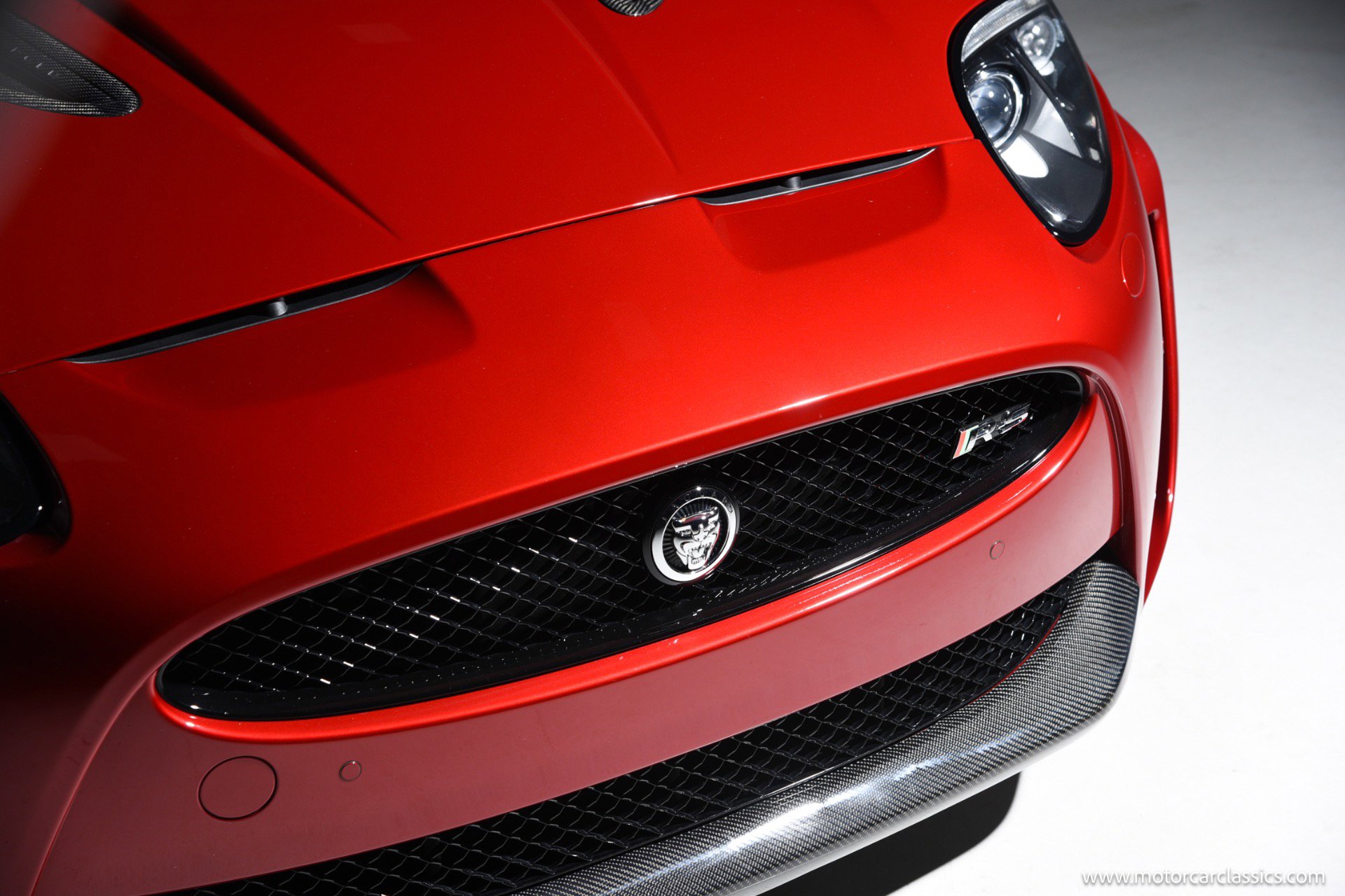 Used 2013 Jaguar XKR R-S RWD image 18