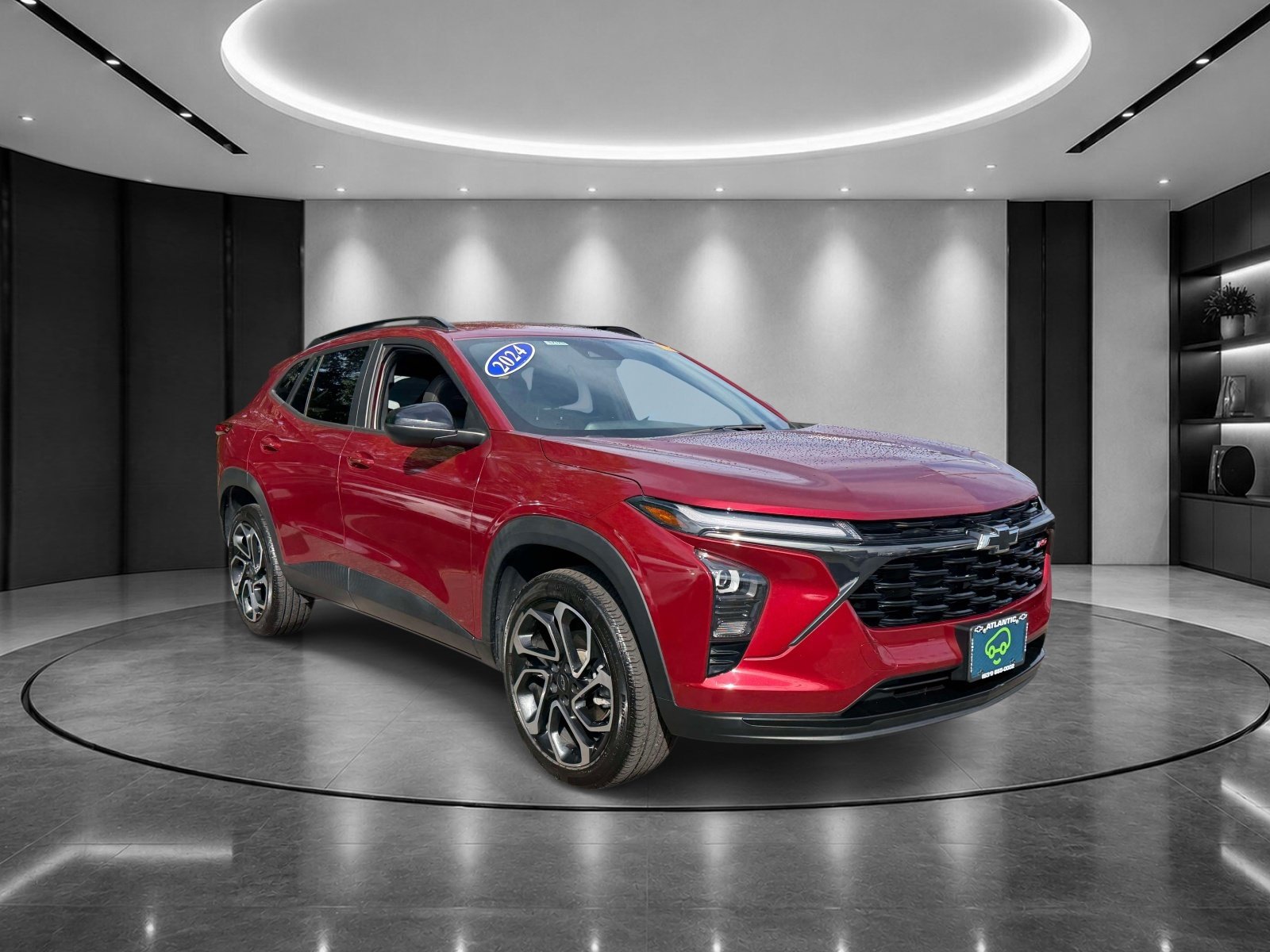 Used 2024 Chevrolet Trax RS w/ Driver Confidence Package FWD image 2