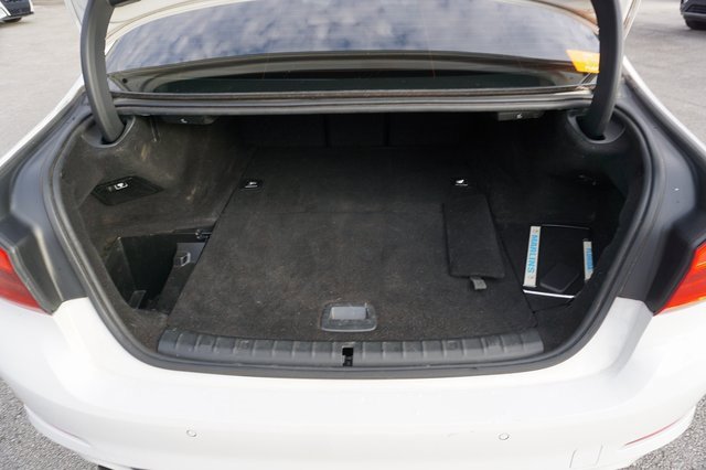 Used 2018 BMW 530e xDrive w/ Premium Package 2 image 12