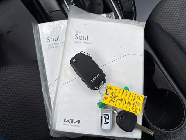 Used 2022 Kia Soul LX image 50