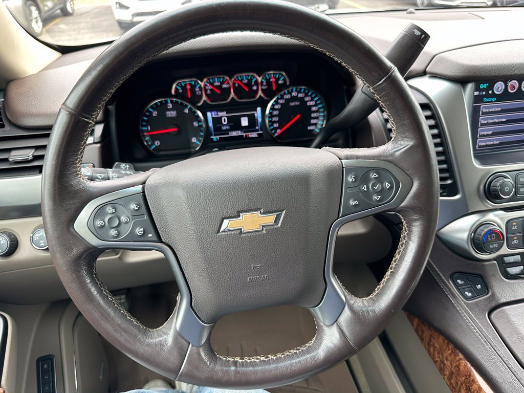 Used 2018 Chevrolet Suburban Premier AWD/4WD image 12