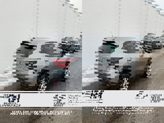 Used 2024 Chevrolet Trax LS w/ LS Convenience Package image 4