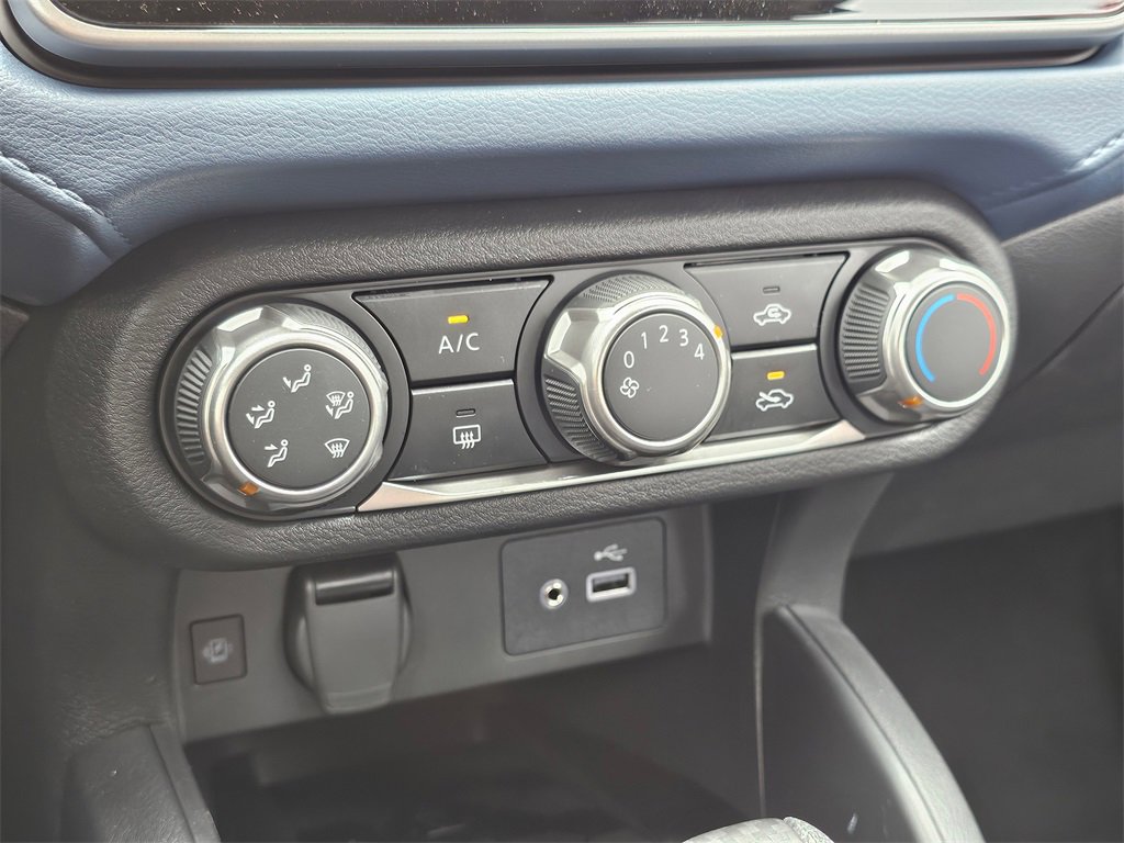 New 2025 Nissan Versa SV w/ Trunk Package image 10