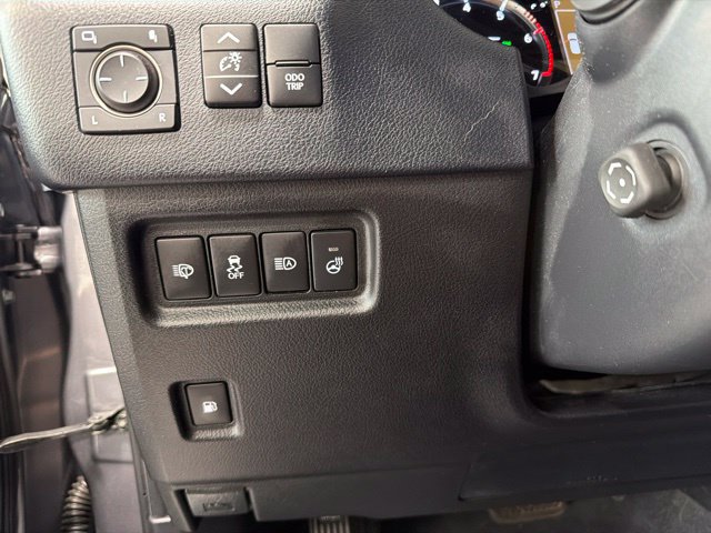 Used 2023 Lexus GX 460 Premium w/ Premium Package AWD/4WD image 11