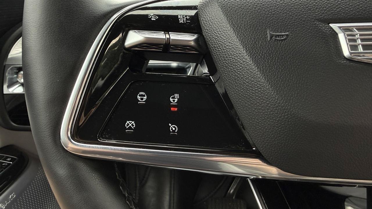 Used 2024 Cadillac Lyriq Sport RWD image 48