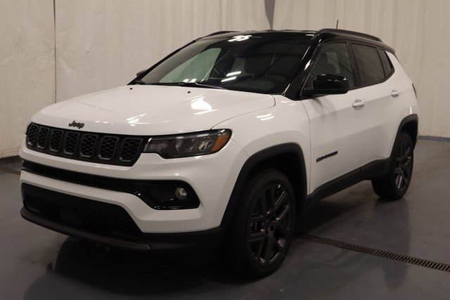 New 2026 Jeep Compass Limited image 5