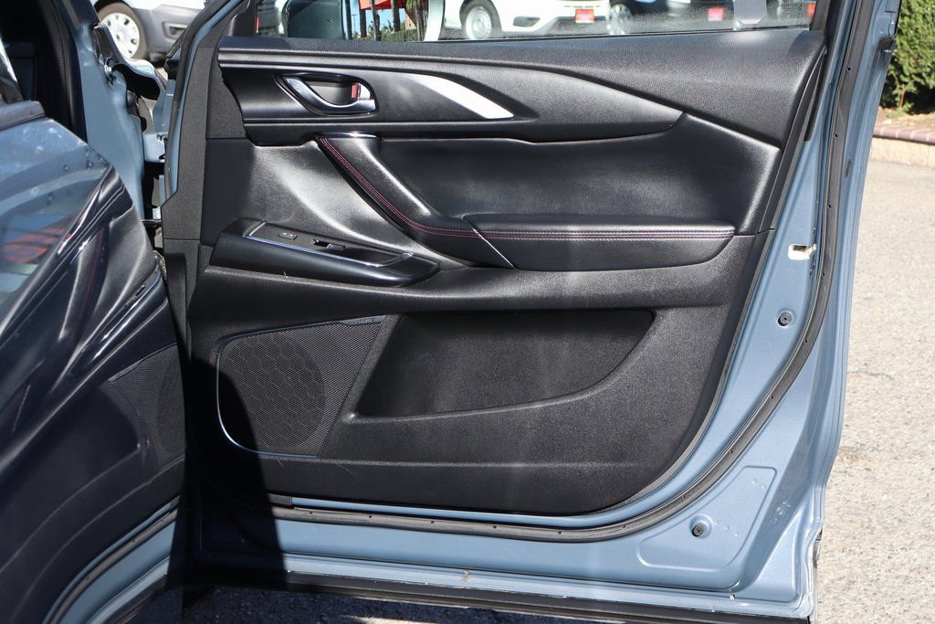 Used 2023 MAZDA CX-9 Carbon Edition image 45