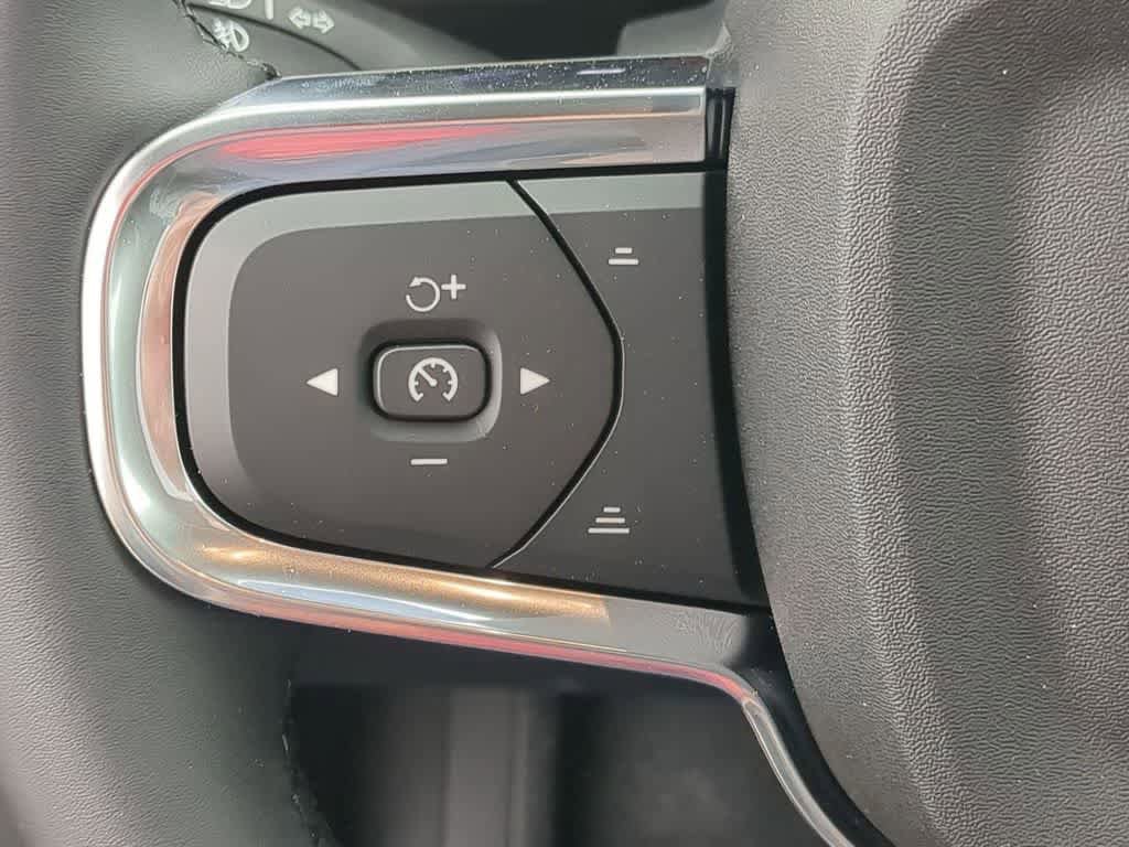 New 2026 Volvo XC40 B5 Ultra w/ Protection Package Premier AWD/4WD image 22
