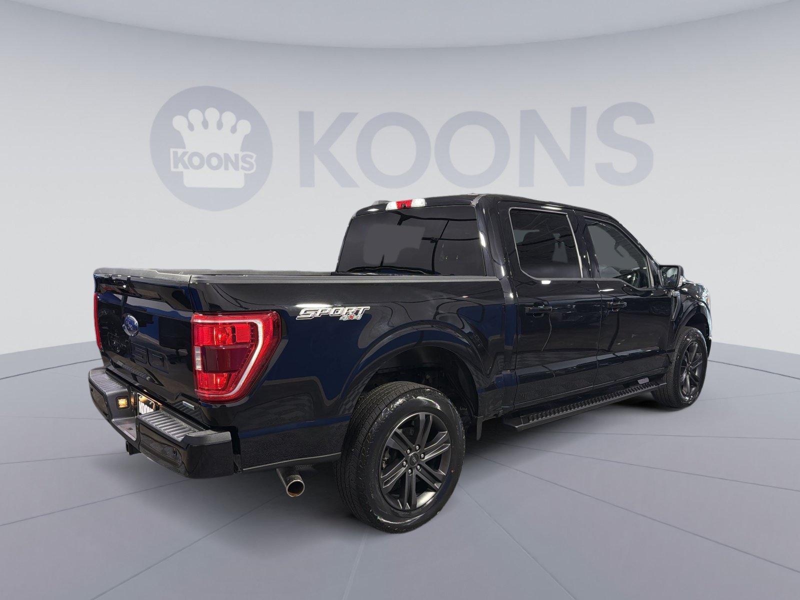 Used 2022 Ford F150 XLT w/ Equipment Group 302A High AWD/4WD image 7