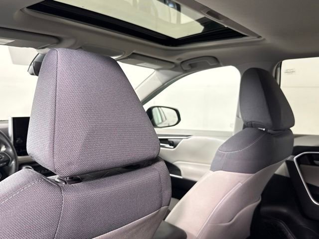Used 2023 Toyota RAV4 XLE w/ Convenience Package FWD image 28