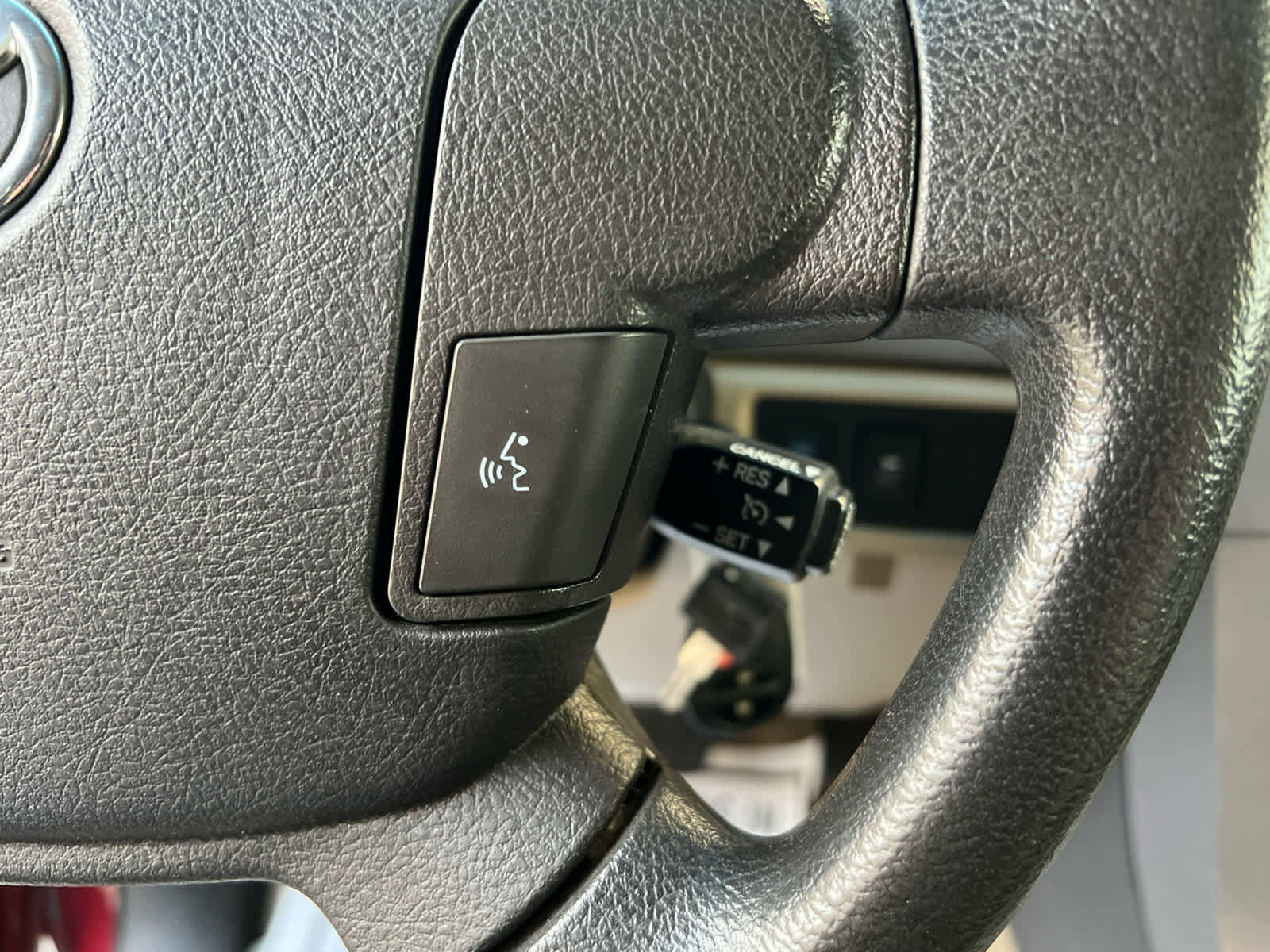 Used 2010 Toyota Tundra 4x4 Double Cab image 25