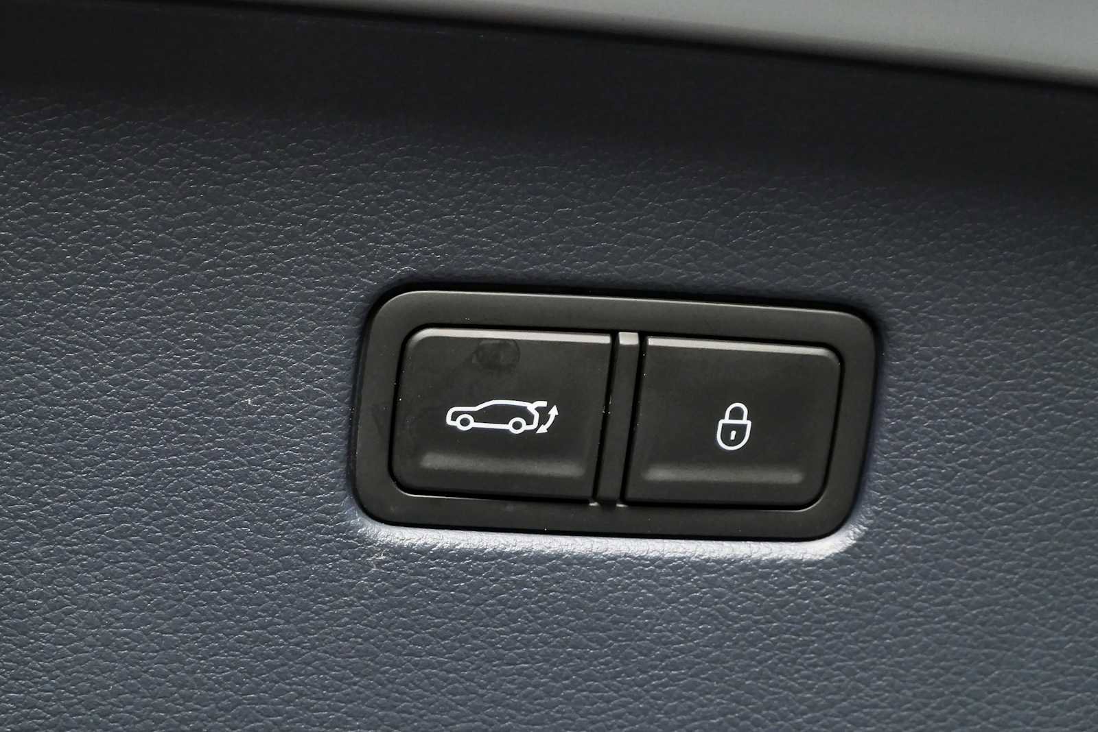 Used 2025 Genesis GV80 3.5T e-SC AWD/4WD image 29