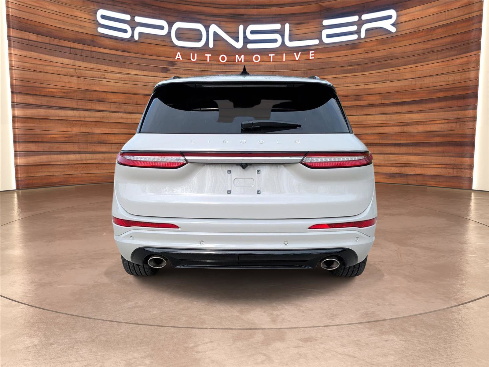 Used 2023 Lincoln Corsair Reserve w/ Equipment Group 202A image 6