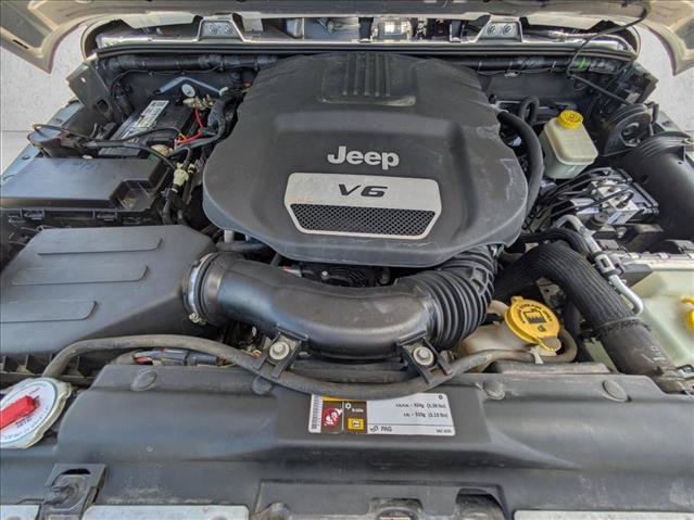 Used 2015 Jeep Wrangler Sport w/ Quick Order Package 23S AWD/4WD image 21