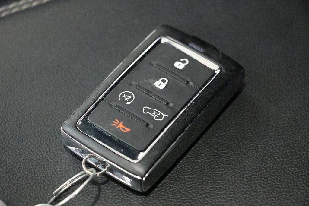 Used 2023 Jeep Grand Cherokee L Laredo AWD/4WD image 38