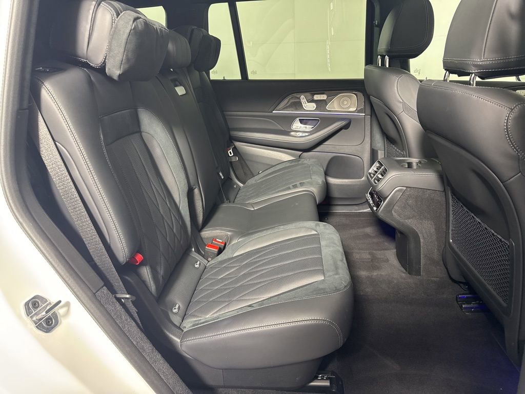 Certified 2025 Mercedes-Benz GLS 63 AMG 4MATIC image 15
