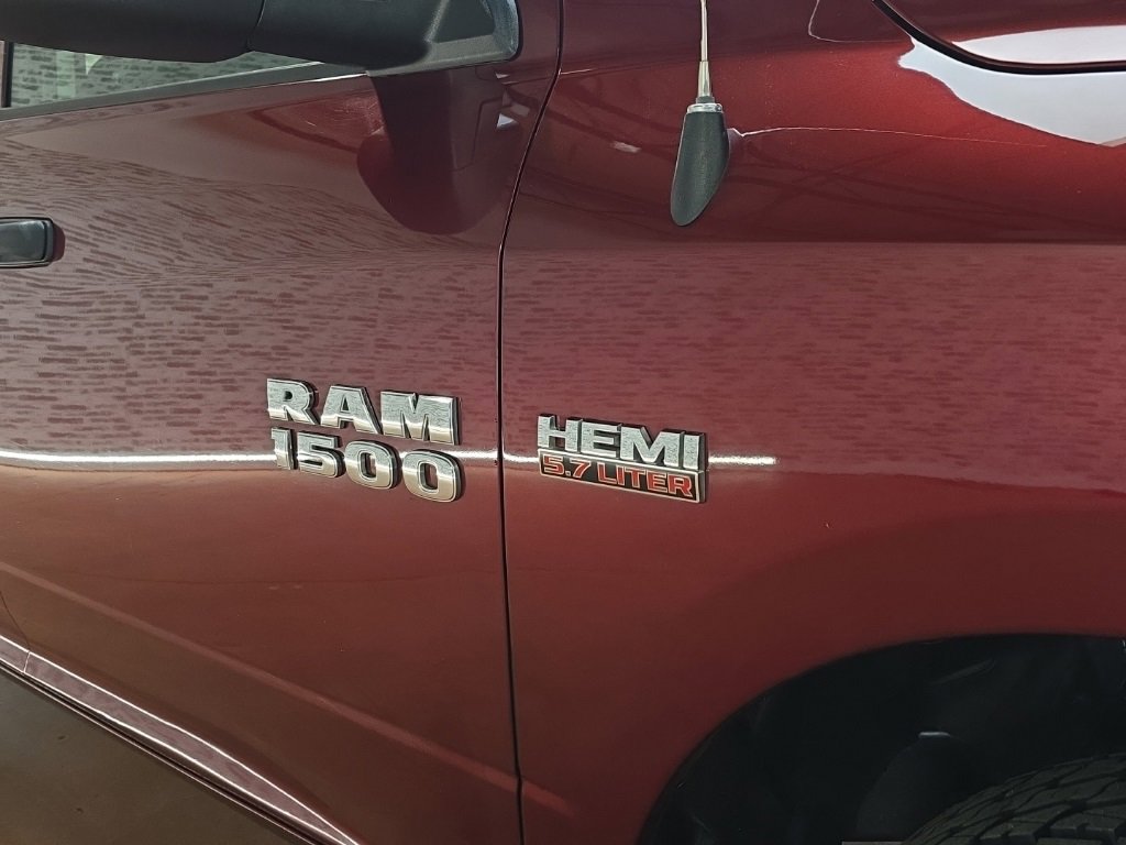 Used 2017 RAM 1500 Express image 8