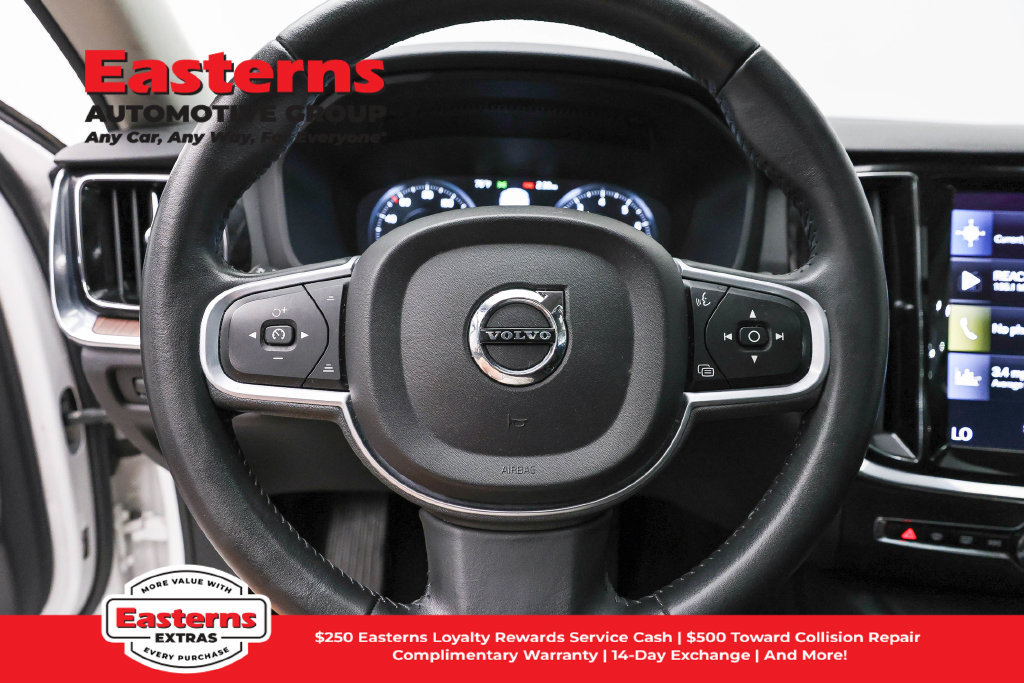 Used 2022 Volvo S60 B5 Inscription FWD image 11