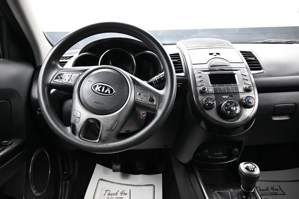 Used 2010 Kia Soul + w/ Audio Pkg FWD image 13